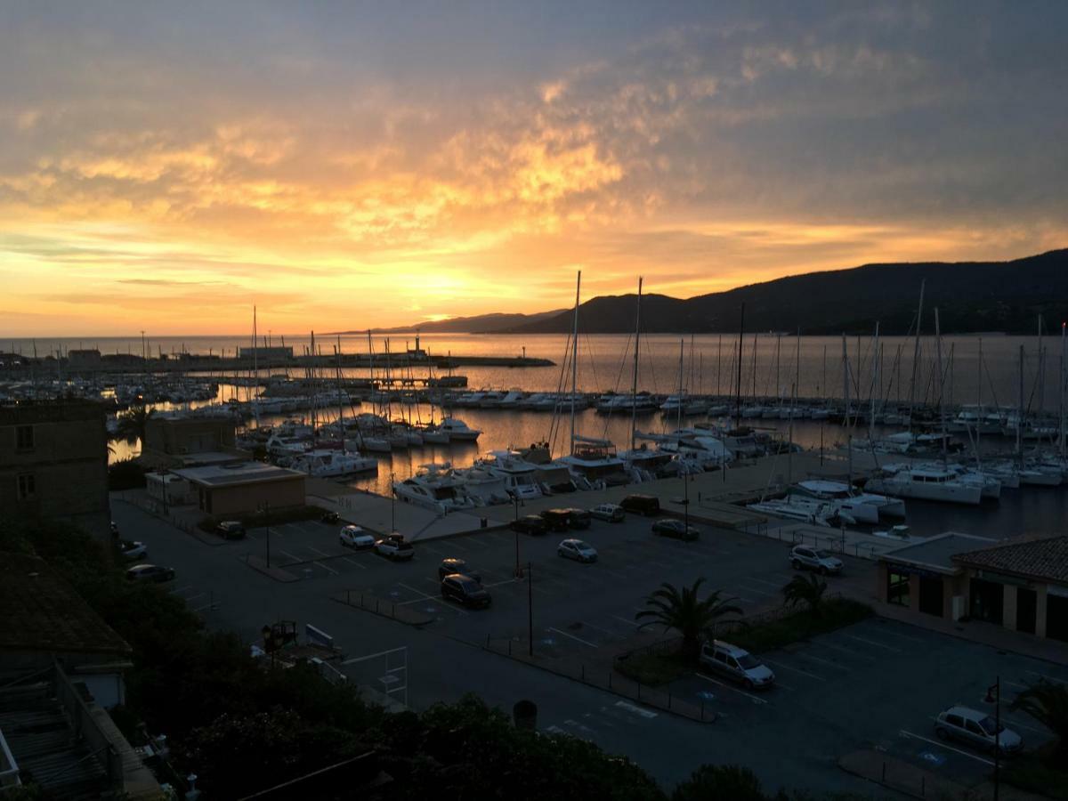 Grand Appartement Style Loft Bord De Mer Propriano  Dış mekan fotoğraf